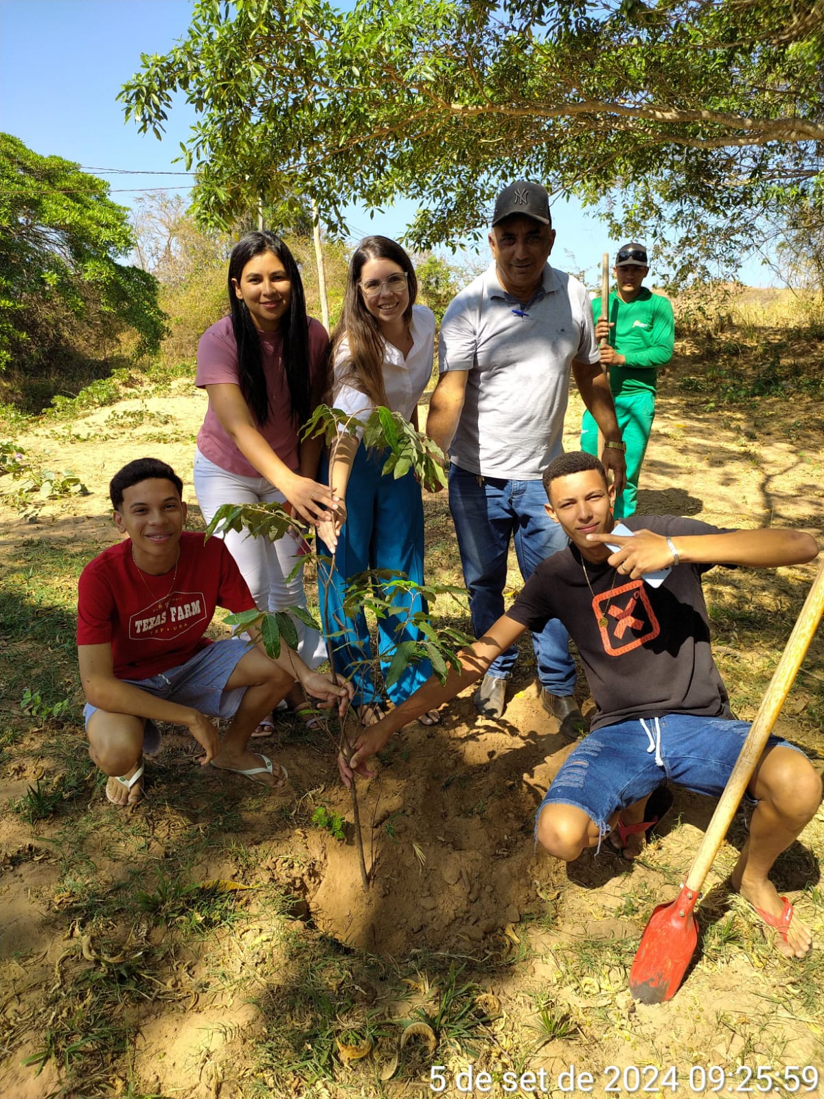 Ação de recuperação ambiental e paisagística